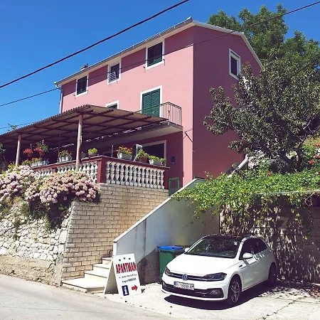 Antica Apartment